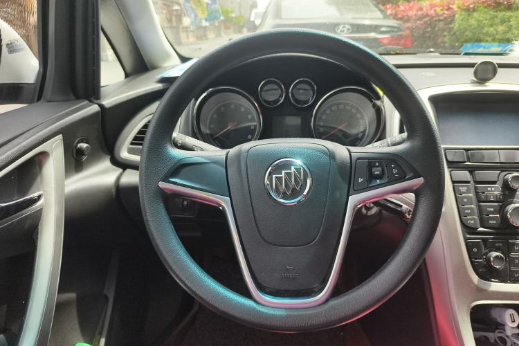 Used Buick GT 2014 XT 1.6L Automatic Fashion Edition
