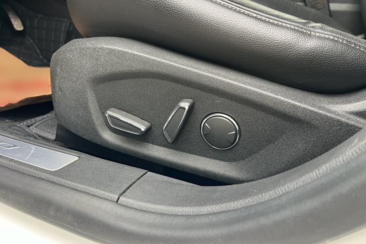 Used Ford Mondeo 2013 2.0L GTDi 200 Fashion Edition