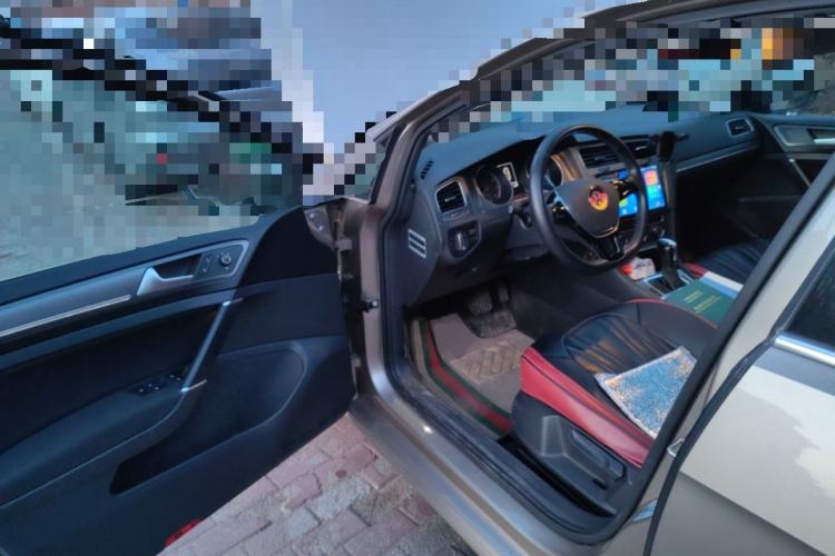 Used Volkswagen Golf 2016 1.6L Automatic Comfort Model Driver Seat