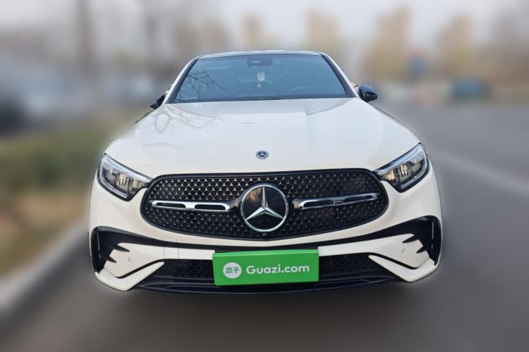 Used Mercedes-Benz GLC Coupe 2024 GLC 300 4MATIC Coupe SUV Front