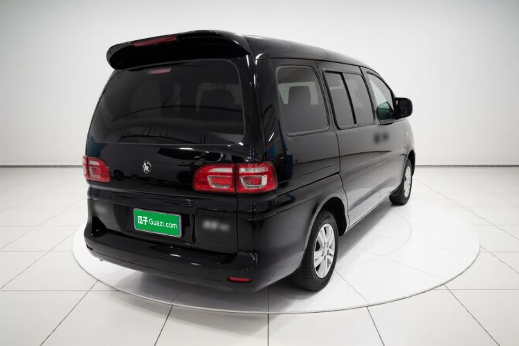 Used FORTHING Lingzhi 2023 M5 1.6L Practical Model 5 Seats