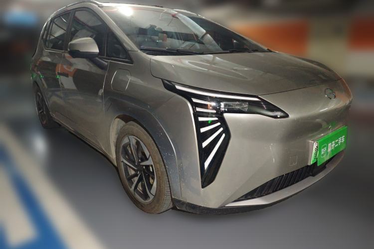 Used AION Y 2023 Plus 510 Smart Edition Front Right 45 Deg