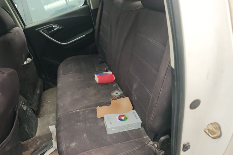 Used JMC Yuhu 7 2016 2.4T Two-Wheel Drive Luxury Edition JX4D24