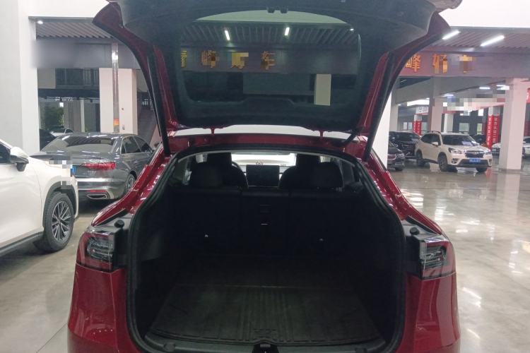 Used Tesla Model Y 2023 Long-Range All-Wheel-Drive Version
