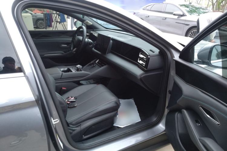 Used BYD Qin L 2024 DM-i 80KM Beyond Model Right Front Seat