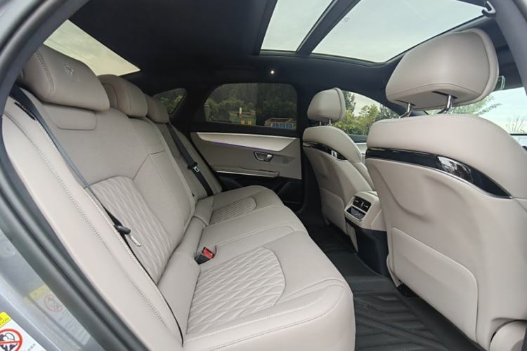 Used BYD Han 2025 EV Intelligent Driving Version 506KM Prestige Model