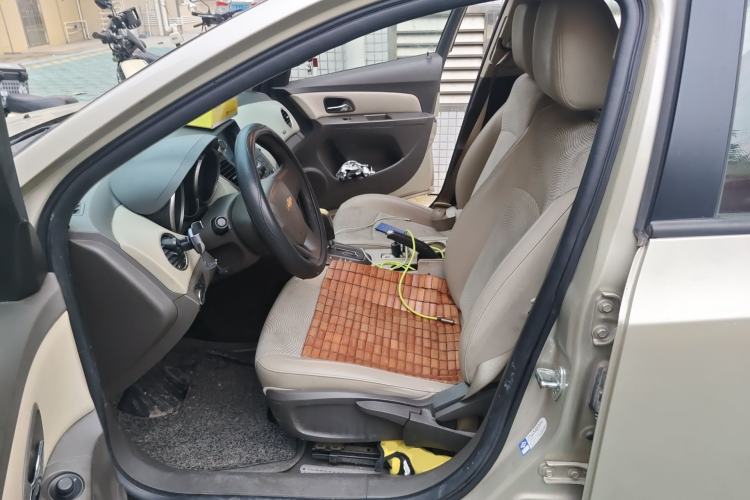 Used Chevrolet Cruze 2015 1.5L Classic SE AT
