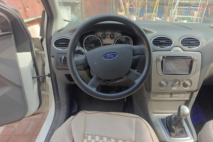 Used Ford Focus 2013 Hatchback Classic 1.8L Manual Base Model