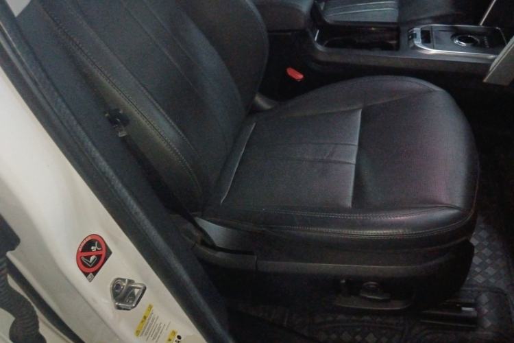 Used Land Rover Discovery Sport 2019 240 PS SE Version China VI Standard