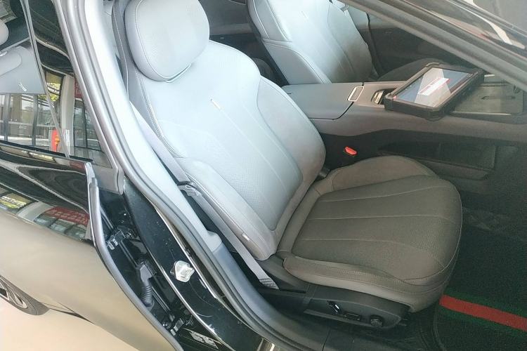 Used Lynk & Co 07 2024 EM-P 126 Long-Range Ultra