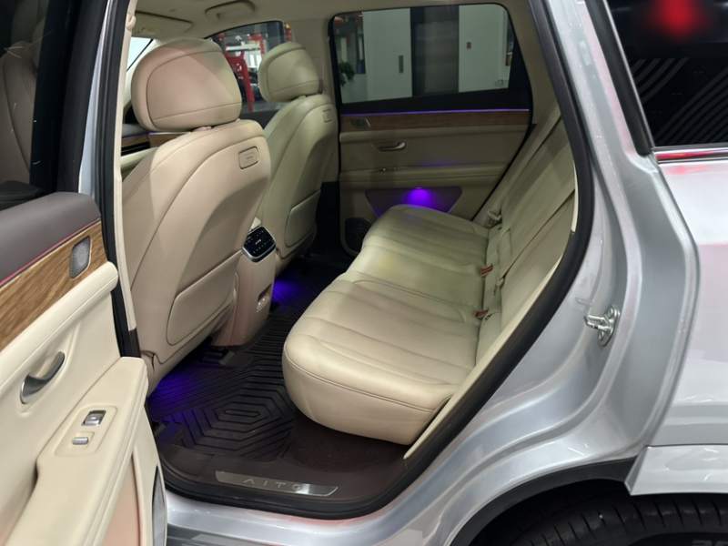Used Hima AITO M7 2024 1.5T Rear-Drive Plus Version 5 Seats — 38