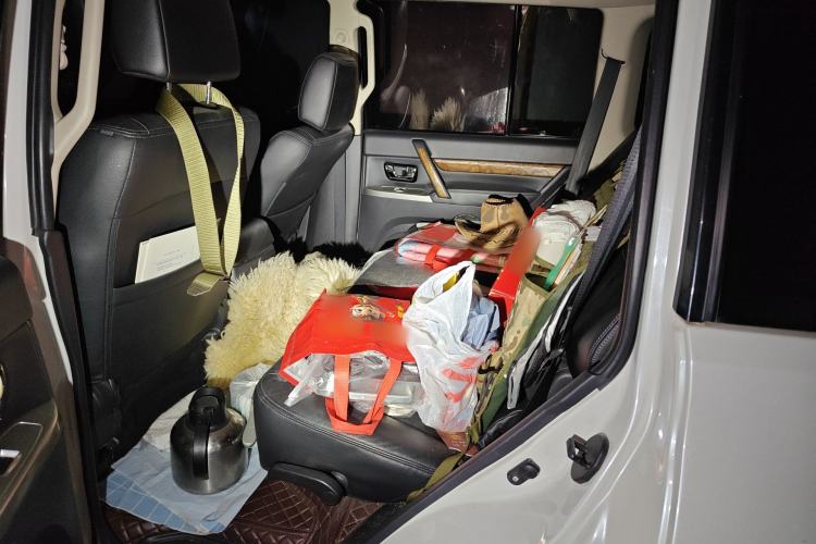 Used Mitsubishi Pajero 2016 3.0L Automatic Prestige Version China V Standard Left Rear Seat