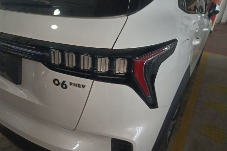 Used Lynk & Co 06 EM-P 2022 PHEV Shero Pink Special Edition
