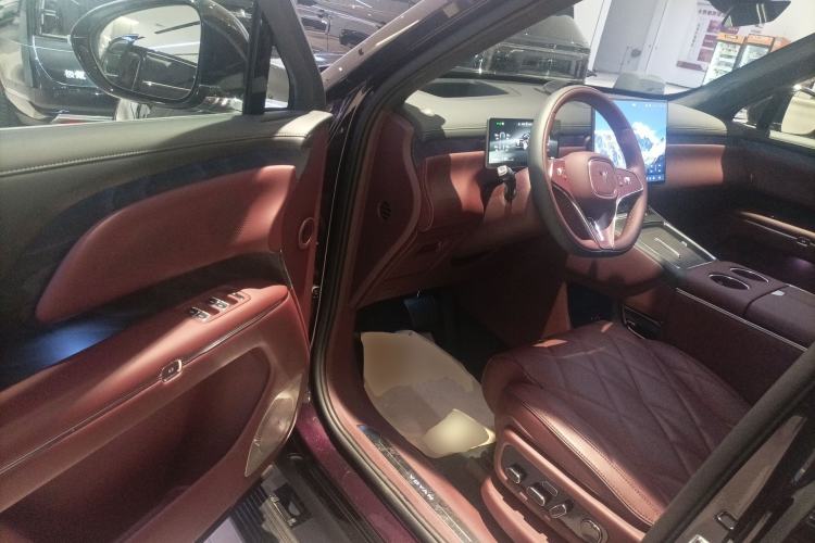 Used VOYAH Titan 2026 Model Max+ Driver Seat