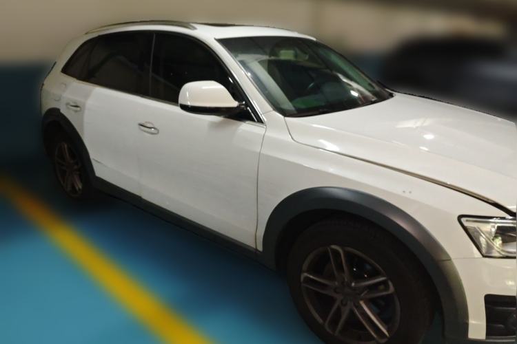 Used Audi Q5 2018 Collector's Edition 40 TFSI Technology Model