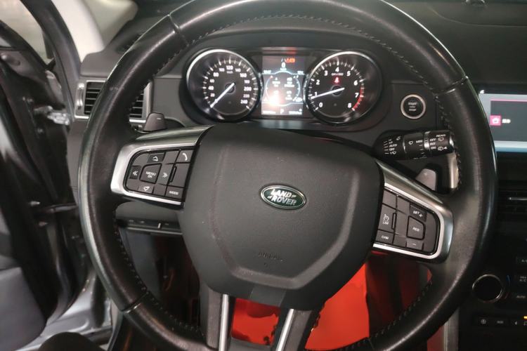 Used Land Rover Discovery Sport 2018 240 PS SE Version
