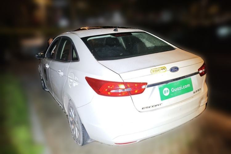 Used Ford Escort 2015 1.5L Manual Fashion Edition