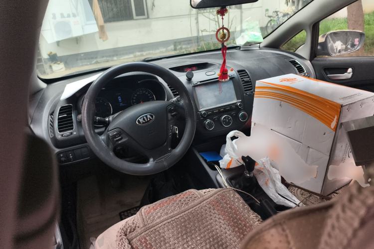 Used Kia K3 2013 1.6L Manual GL Steering Wheel