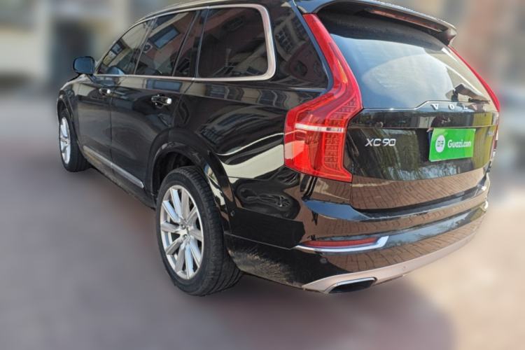 Used Volvo XC90 2017 T6 Prestige 7-Seater Rear Left 45 Deg