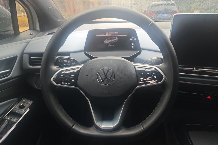 Used Volkswagen ID.4 X 2025 Smart Version Pure & Intelligent Enjoyment Edition Steering Wheel