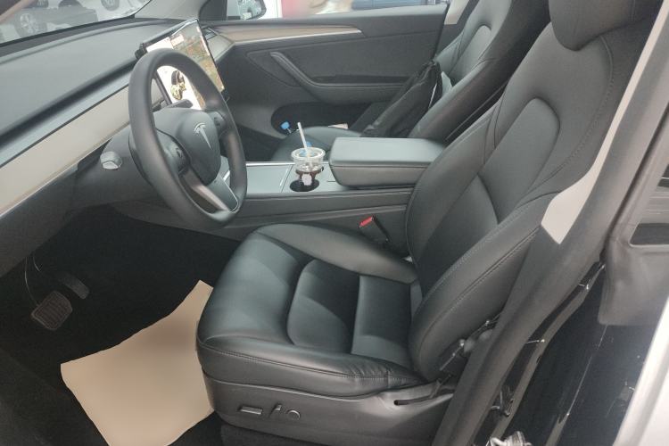 Used Tesla Model Y 2021 Standard Range Rear-Wheel Drive Version
