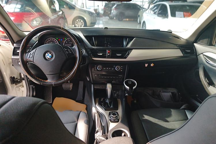 Used BMW X1 2012 sDrive18i Luxury Edition