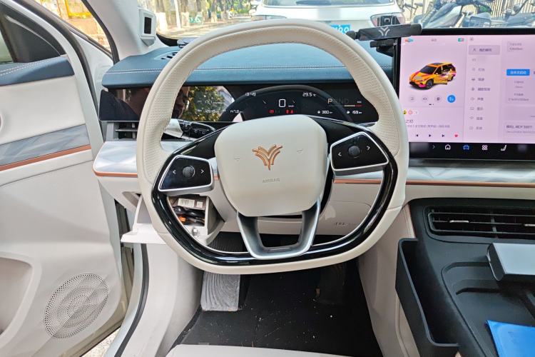 Used NETA L 2024 Extended-Range 310 Flash-Charge Red Edition
