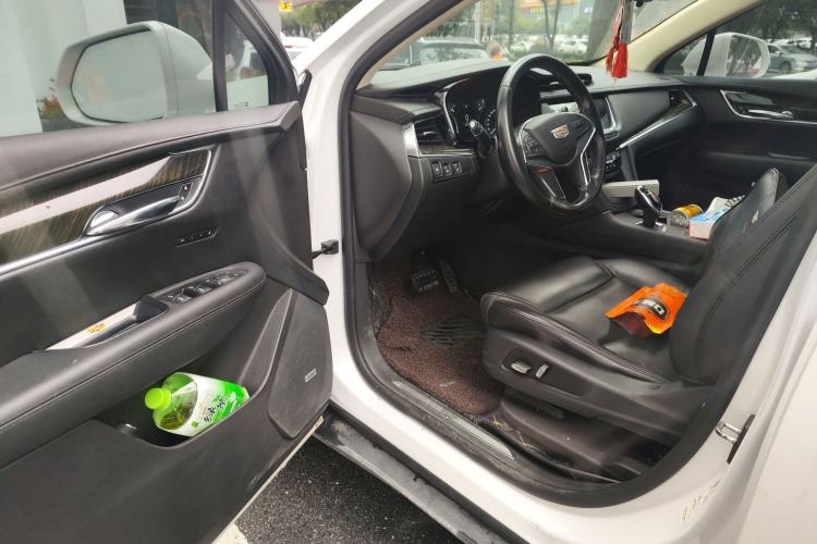 Used Cadillac XT5 2018 25T Luxury Model