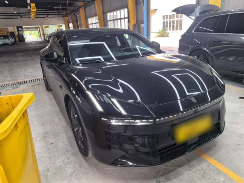 Used Lynk & Co Z10 2025 71 kWh 602 km Range Rear-Wheel Drive Pro — 3