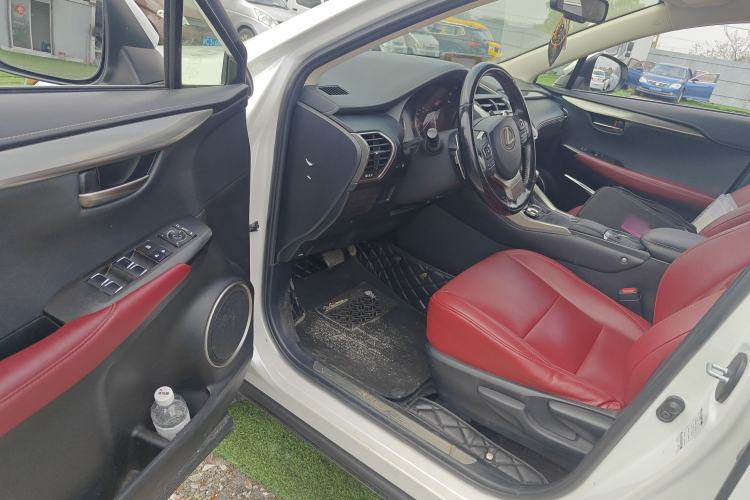 Used Lexus NX 2020 200 Front-Wheel Drive Freeline Edition China VI Standard Driver Seat