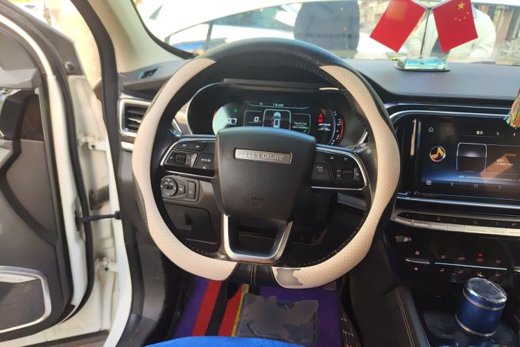 Used JETOUR X90 2019 1.5T Manual Smart Enjoyment Version 5 Seats China VI Standard

