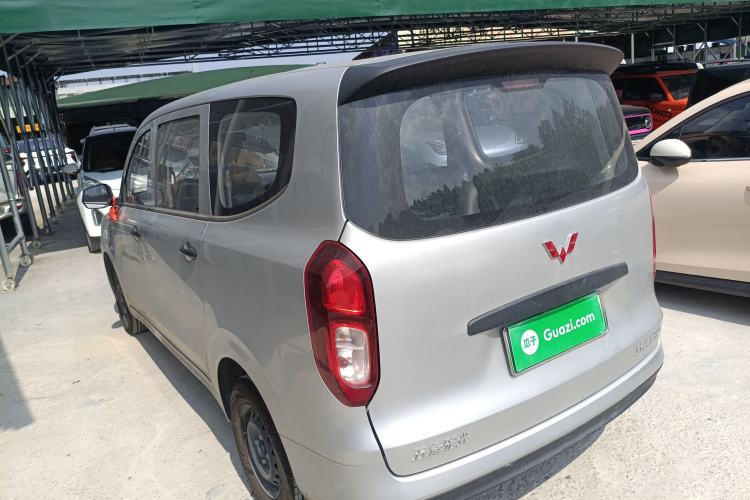 Used Wuling Hongguang New Energy 2024 All-Electric Model 300KM Standard Version
