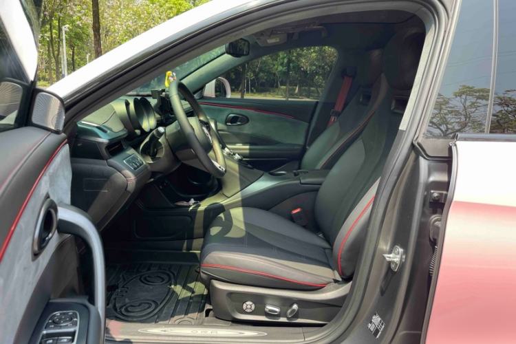 Used ORA Lightning Cat 2024 Dark Night Edition 555km Prestige Version Interior 6