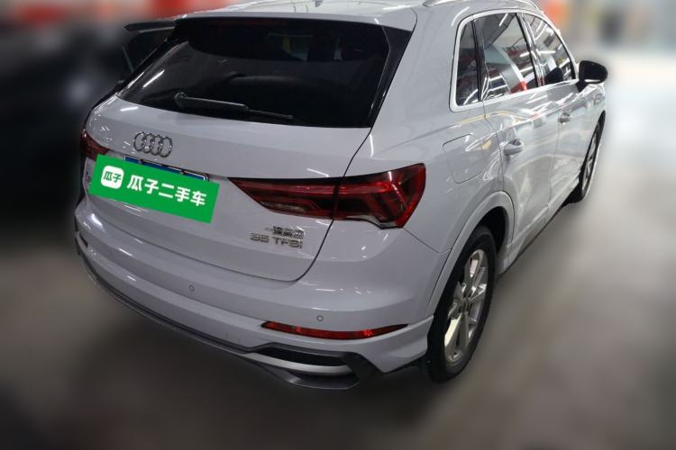 Used Audi Q3 2019 35 TFSI Advanced Dynamic Edition Rear Right 45 Deg