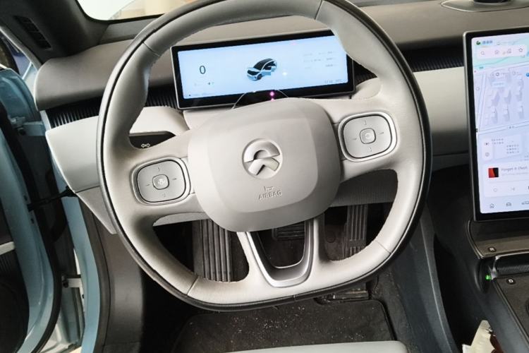 Used Nio ET5T 2023 75 kWh Touring Steering Wheel