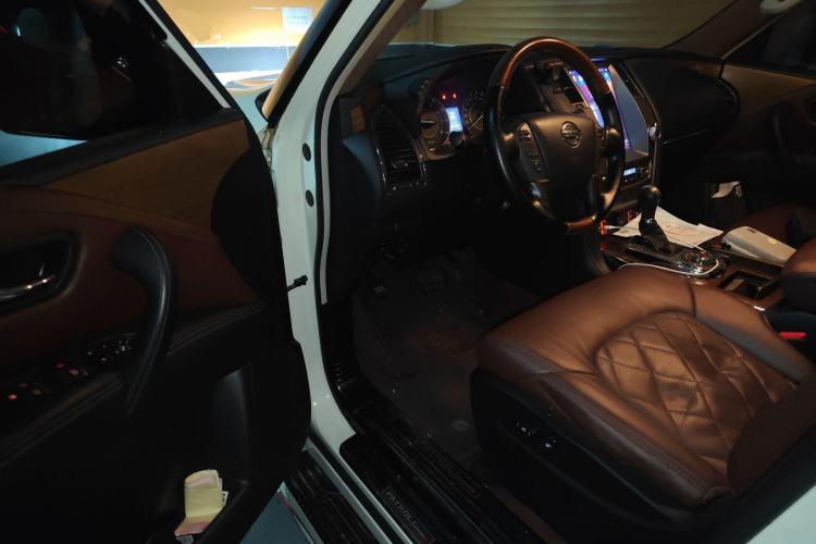 Used Nissan Patrol 2018 4.0L LinkedIn Edition
