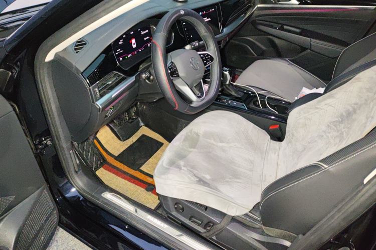 Used Volkswagen Passat 2024 380TSI Starry Dragon Edition