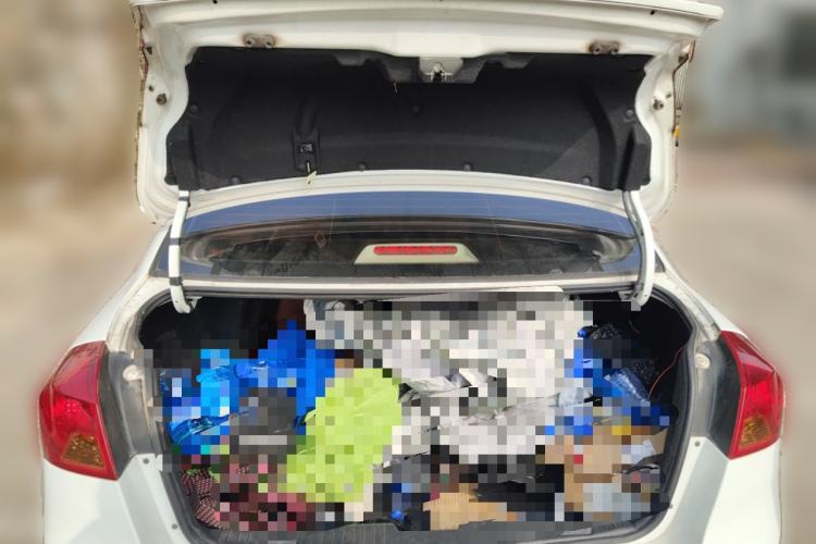 Used Buick Excelle 2015 1.5L Automatic Classic Model Trunk