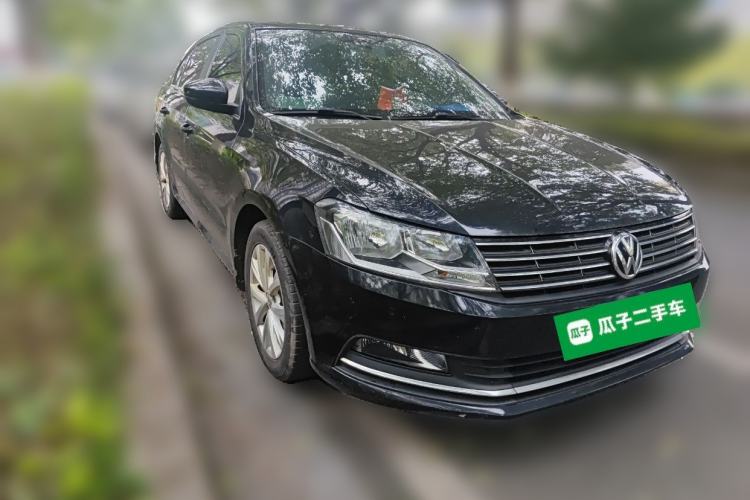 Used Volkswagen Lavida 2017 1.6L Automatic Comfort Edition
