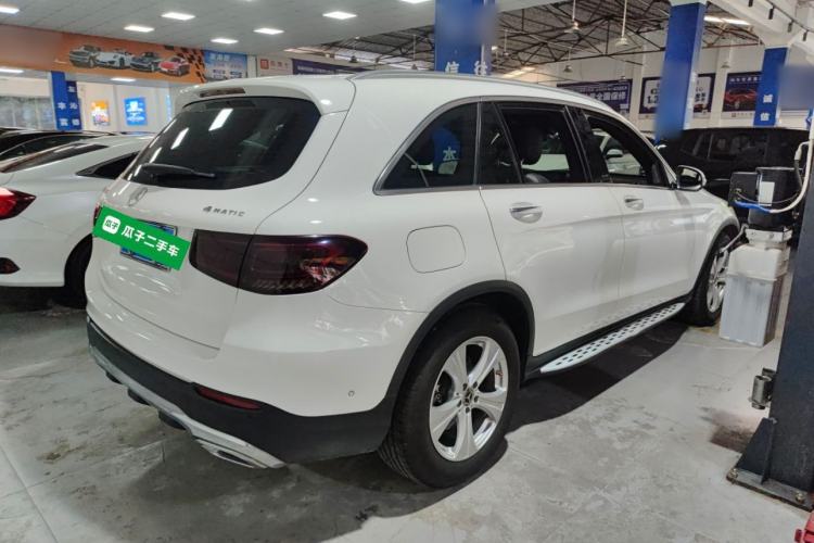 Used Mercedes-Benz GLC 2020 GLC 260 L 4MATIC Dynamic Model Rear Right 45 Deg