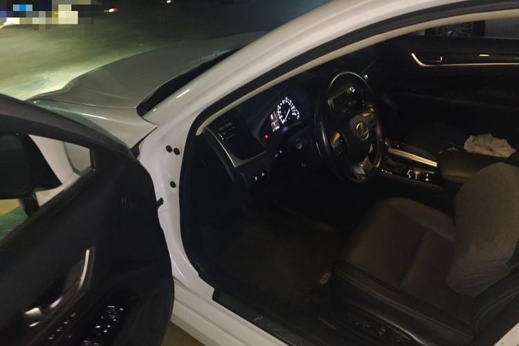 Used Lexus GS 2016 300h Premier Edition
