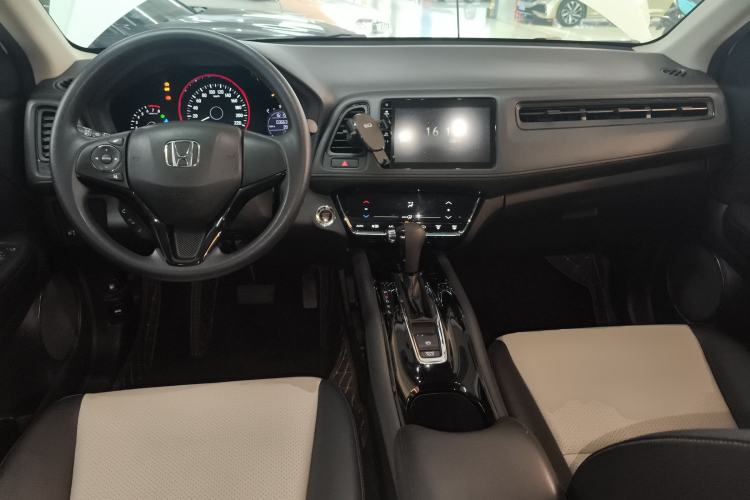 Used Honda Vezel 2020 220 TURBO CVT Luxury Edition

