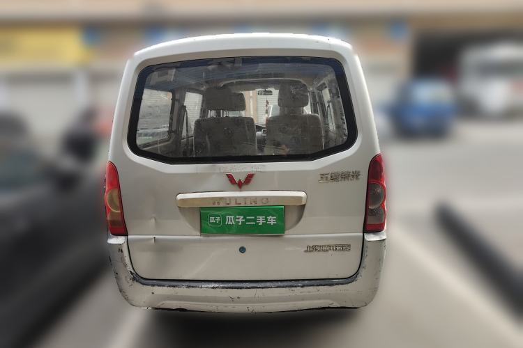 Used Wuling Rongguang 2011 1.2L Base Version
