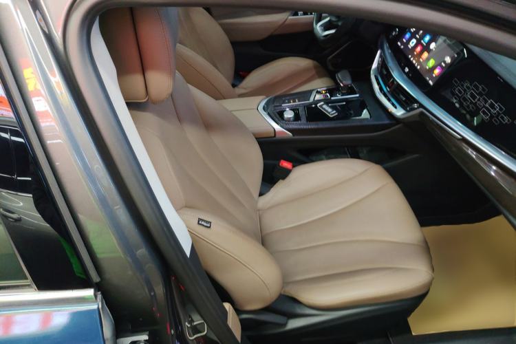 Used Geely Auto Emgrand GT 2020 1.5T MHEV Yaozhi Edition
