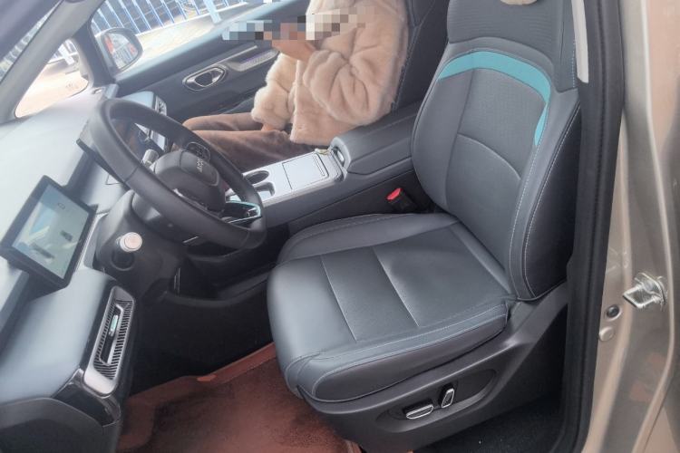 Used AION Y 2023 Plus 510 Smart Edition