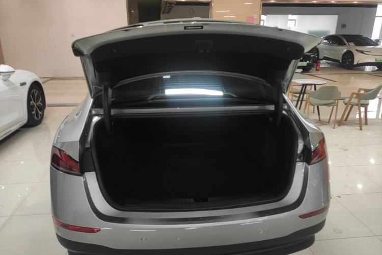 Used Roewe D7 2023 DMH 125km Flagship Edition
