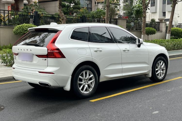 Used Volvo XC60 2019 T5 4x4 Smart Edition China VI Standard Exterior 5