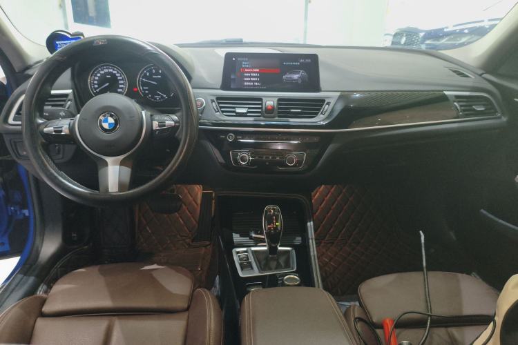 Used BMW 1 Series 2020 120i M Sport Package Center Console