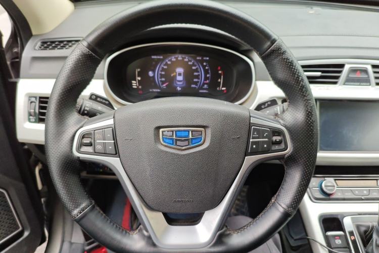 Used Geely Auto Emgrand X7 Sport 2018 1.8TD Automatic Two-Wheel Drive Smart Connect 4G Internet Edition Steering Wheel