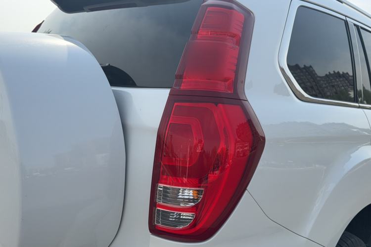 Used Haval H9 2017 2.0T Gasoline 4x4 Premium 5-Seater